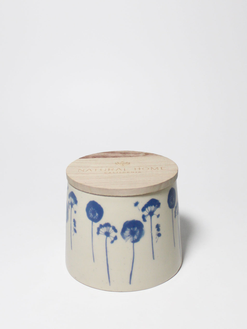 Scented Ocean & Sea Salt Natural Home 7 oz scented candle
