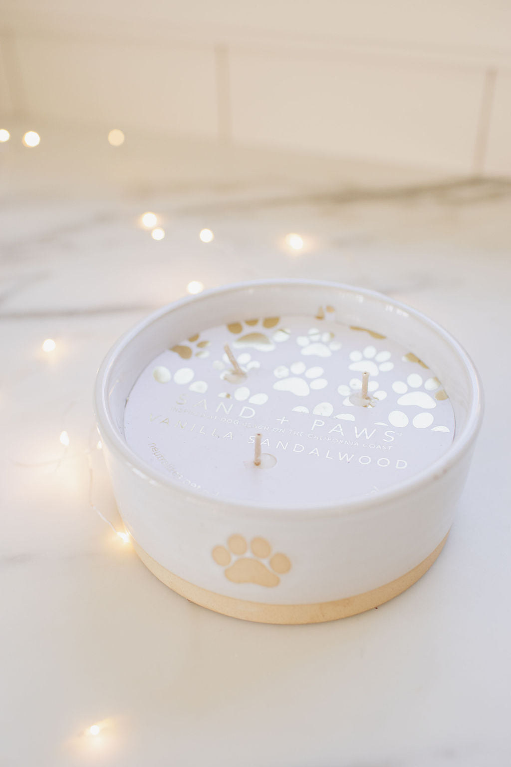 Scented Sand + Paws Vanilla Sandalwood 12 oz scented candle