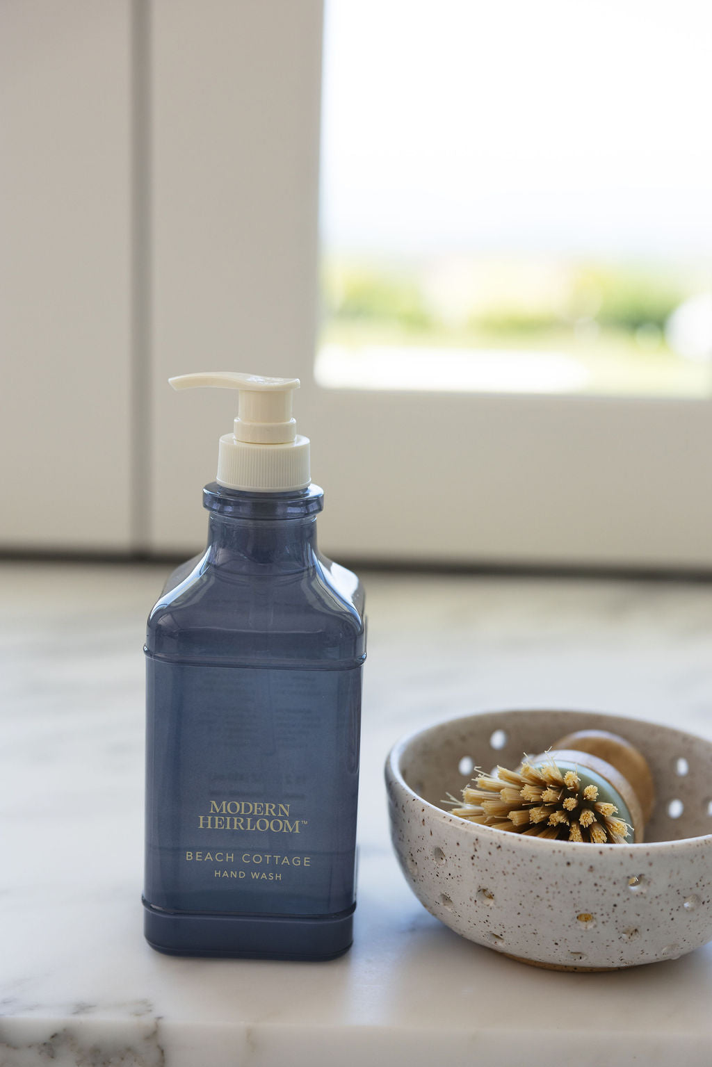 Gentle Beach Cottage Modern Heirloom 15.2 oz Liquid Hand Soap