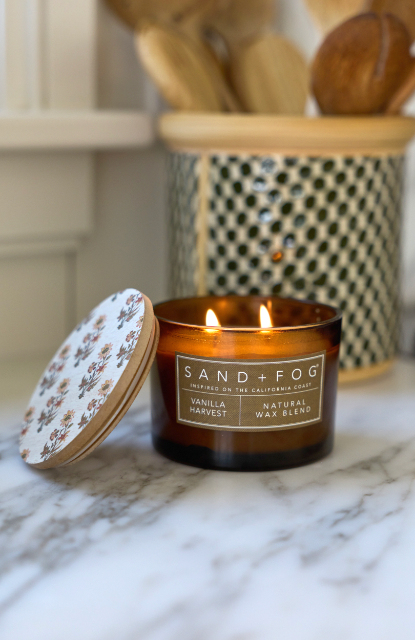 Scented Vanilla Harvest 12 oz scented candle